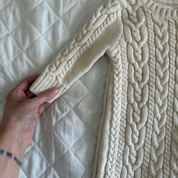 Baby GAP Cream Cable Knit Baby Footie - Picture 4 of 8